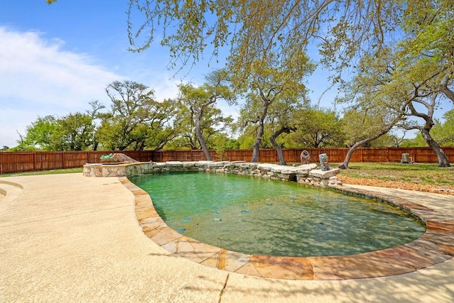 2214 N Mccampbell St, Aransas Pass, TX 78336 - view of swimming pool featuring a fenced backyard and a patio