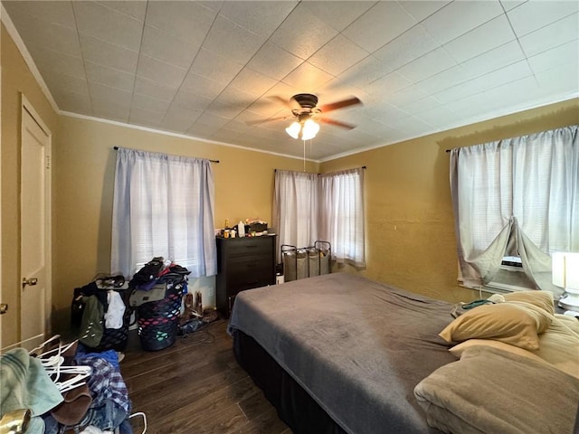 769 W Cornelia, Corpus Christi, TX 78408 - bedroom featuring wood finished floors, crown molding, and ceiling fan