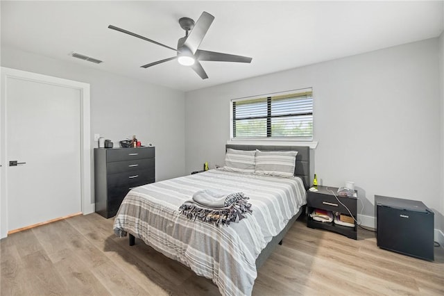 1406 Hwy 72, Three Rivers, TX 78071 - bedroom featuring light wood finished floors and a ceiling fan