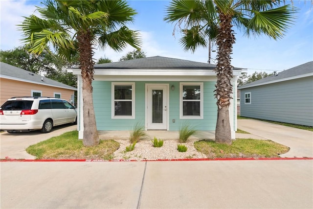 173 Oasis Cir, Rockport, TX 78382 - photo 1