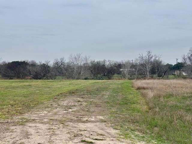 105 Voglesang, George West, TX 78022 - photo 26