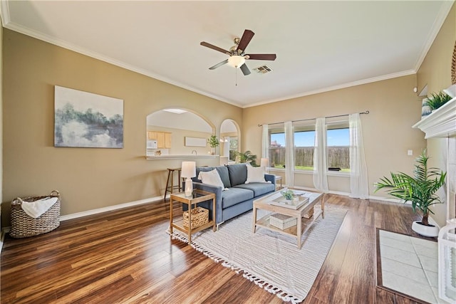 5909 Sutherland Dr, Corpus Christi, TX 78414 - living room featuring wood finished floors, a ceiling fan, and crown molding