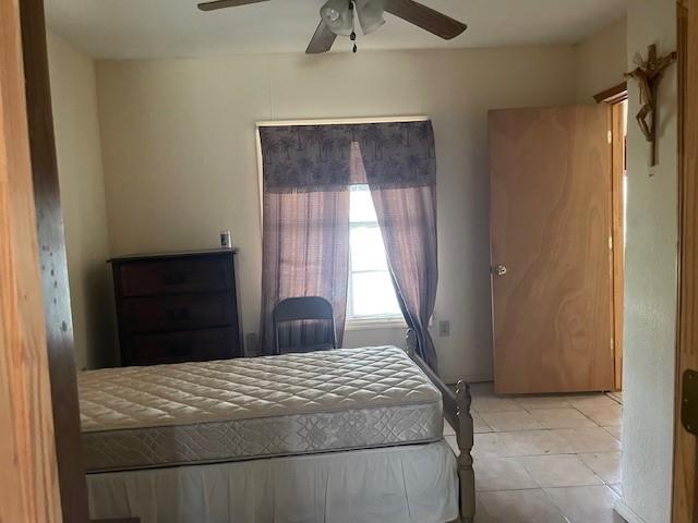 502 E Linar St, Hebbronville, TX 78361 - photo 7