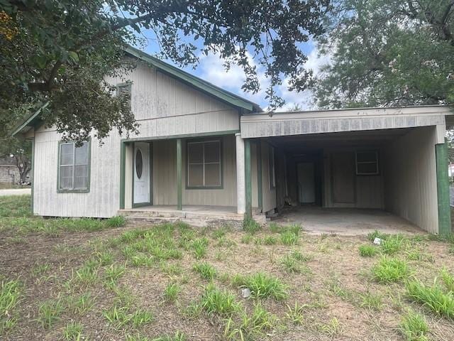 502 E Linar St, Hebbronville, TX 78361 - photo 1