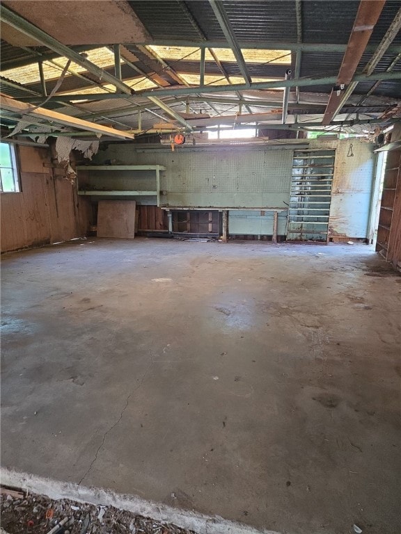 306 S Hall St, Beeville, TX 78102 - view of garage