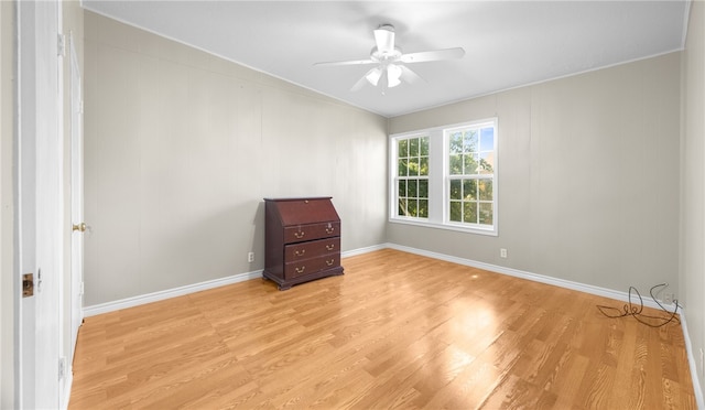 unfurnished bedroom featuring light hardwood / wood-style floors and ceiling fan