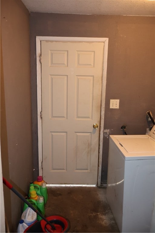 laundry room featuring washer / dryer