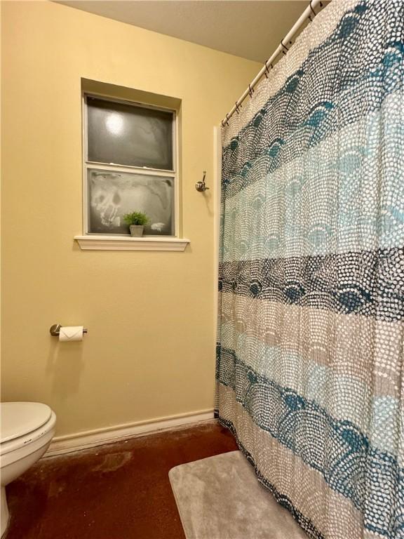 5906 Lindenwood Dr, Corpus Christi, TX 78414 - bathroom featuring toilet