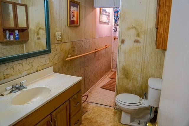 413 W Bennett St, Falfurrias, TX 78355 - photo 9