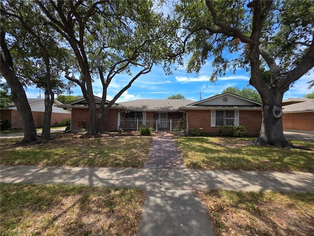 526 Meadowbrook Dr, Corpus Christi, TX 78412 - photo 1