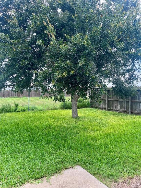 7490 Star Harbor Dr, Corpus Christi, TX 78414 - photo 14