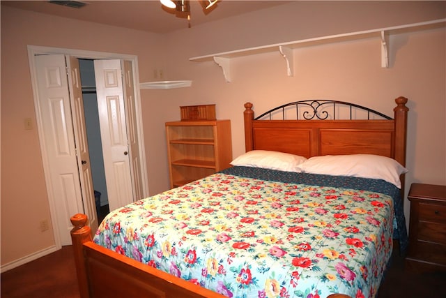 bedroom featuring a closet