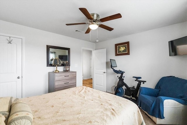 2673 Abbey Rd, Corpus Christi, TX 78415 - bedroom featuring a ceiling fan