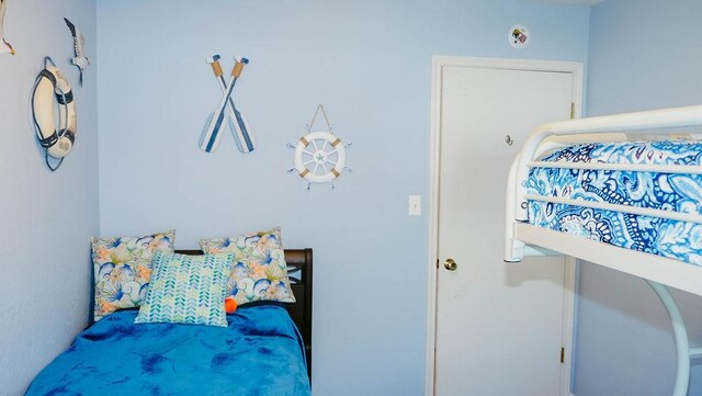 719 E King St, Rockport, TX 78382 - view of bedroom