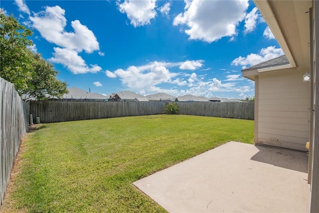 4384 Summer Wind Dr, Corpus Christi, TX 78413 - fenced backyard featuring a patio area