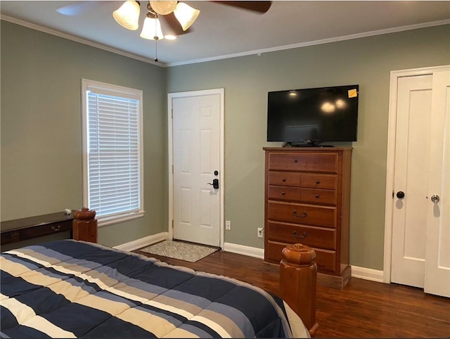 438 Indiana Ave, Corpus Christi, TX 78404 - bedroom with wood finished floors, baseboards, crown molding, and ceiling fan