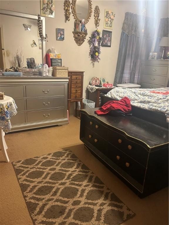 bedroom with carpet flooring