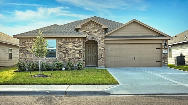 105 Silas St, Sinton, TX 78387 - photo 1