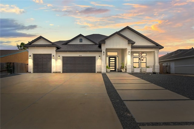 view of front facade with a garage