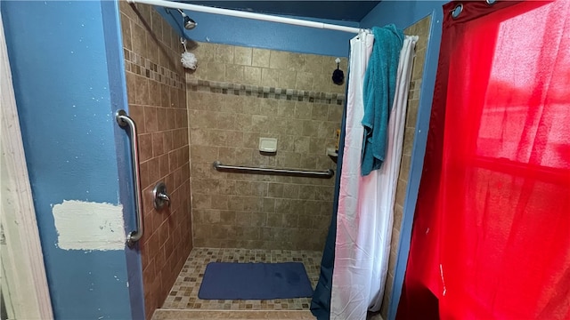 bathroom with walk in shower