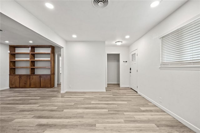 4414 Driftwood Pl, Corpus Christi, TX 78411 - unfurnished room with recessed lighting, baseboards, and light wood-style flooring