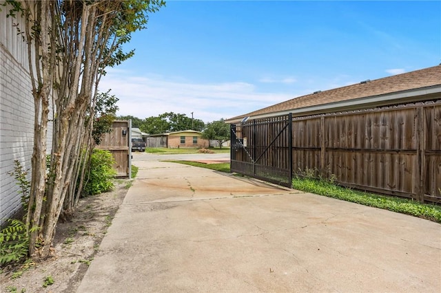 4414 Driftwood Pl, Corpus Christi, TX 78411 - view of patio with a gate