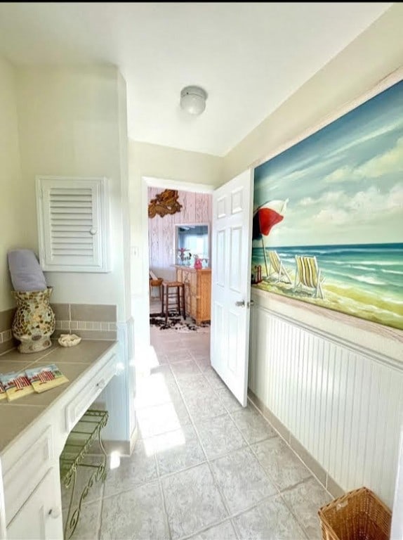 1878 Bay Shore Dr, Rockport, TX 78382 - hall featuring light tile patterned flooring