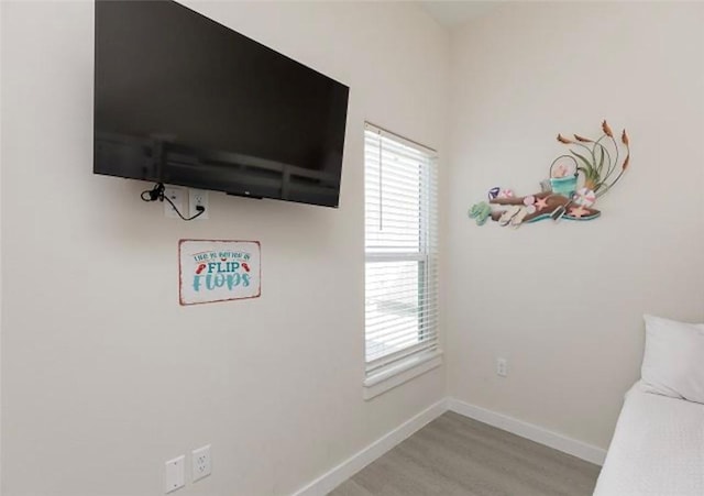 room details featuring hardwood / wood-style floors