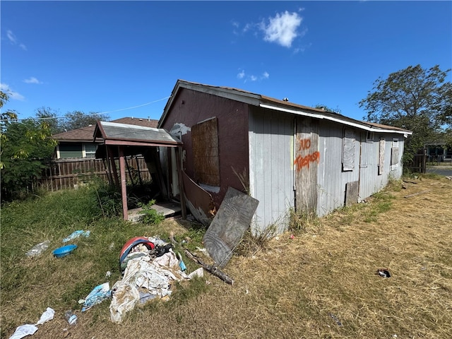 view of outdoor structure