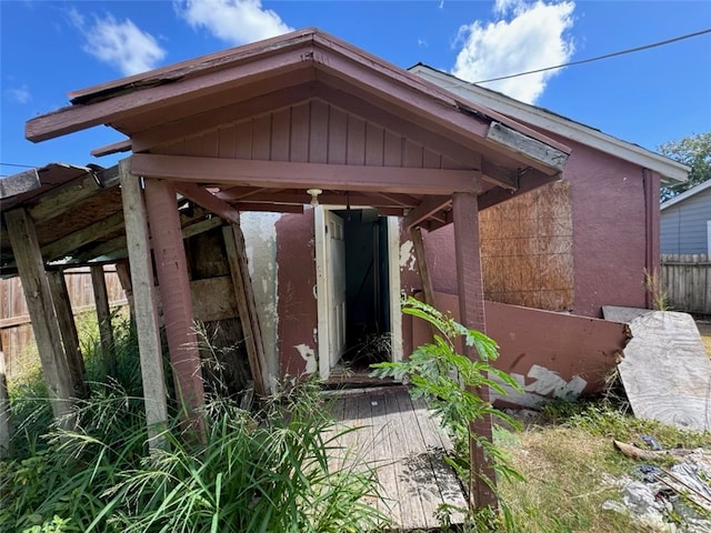 view of outbuilding