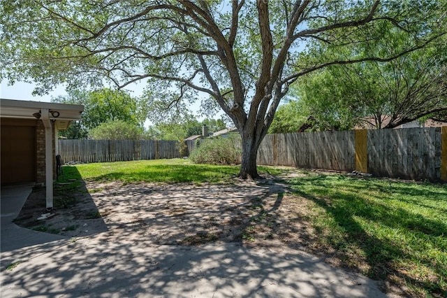 11809 Lori Dr, Corpus Christi, TX 78410 - view of yard with a patio area