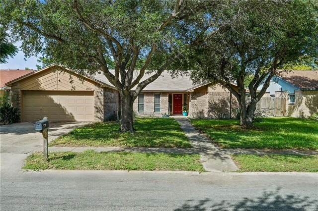 1809 Live Oak Dr, Portland, TX 78374 - photo 2