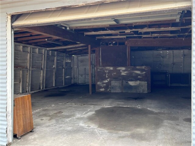 613 W Market St, Sinton, TX 78387 - photo 6