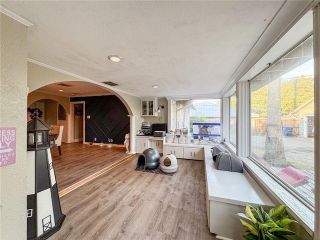447 Santa Monica Pl, Corpus Christi, TX 78411 - sunroom / solarium with arched walkways