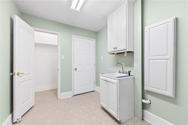 laundry room with sink