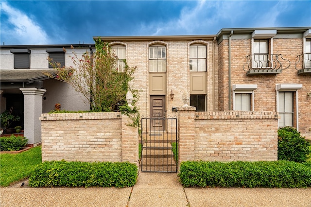 8 Lake Shore Dr, Corpus Christi, TX 78413 - view of front facade