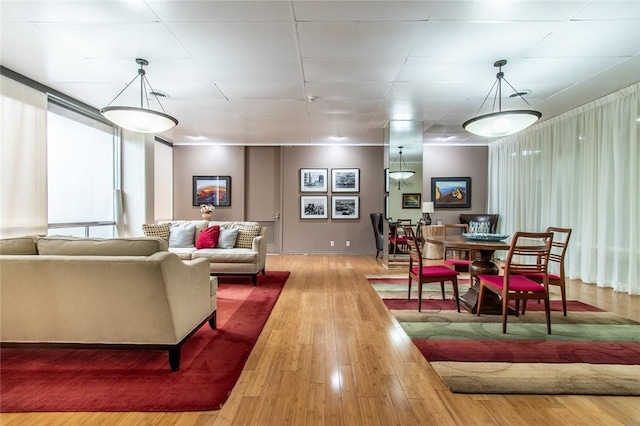 4600 Ocean Dr Unit 505, Corpus Christi, TX 78412 - living room featuring wood finished floors