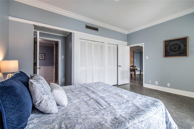 4600 Ocean Dr Unit 505, Corpus Christi, TX 78412 - bedroom featuring crown molding and concrete floors