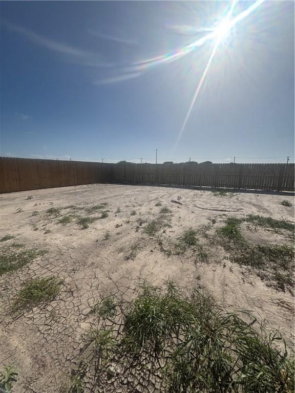 106 Guadalupe Palm Cir, Portland, TX 78374 - view of yard