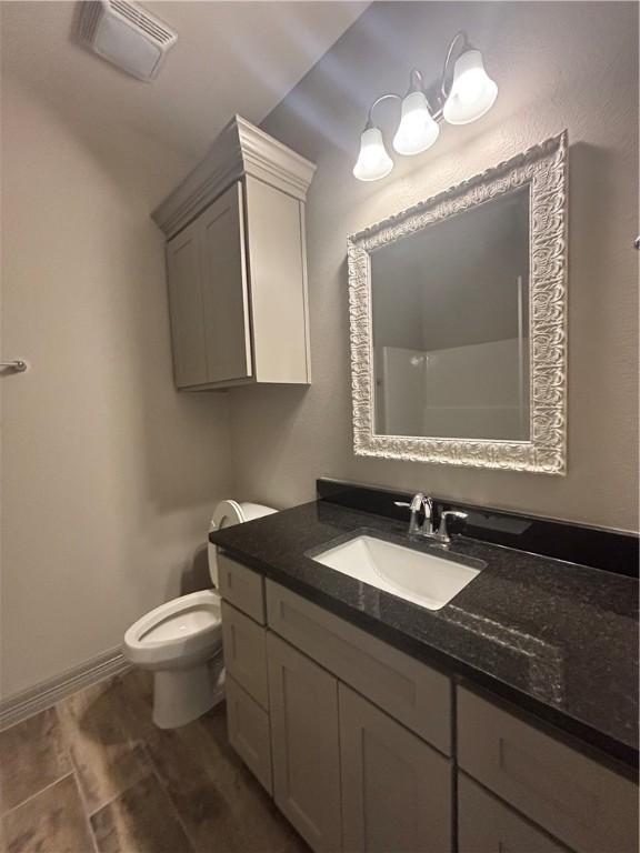 106 Guadalupe Palm Cir, Portland, TX 78374 - unfurnished room with a raised ceiling, ceiling fan, and carpet flooring