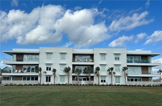 view of building exterior