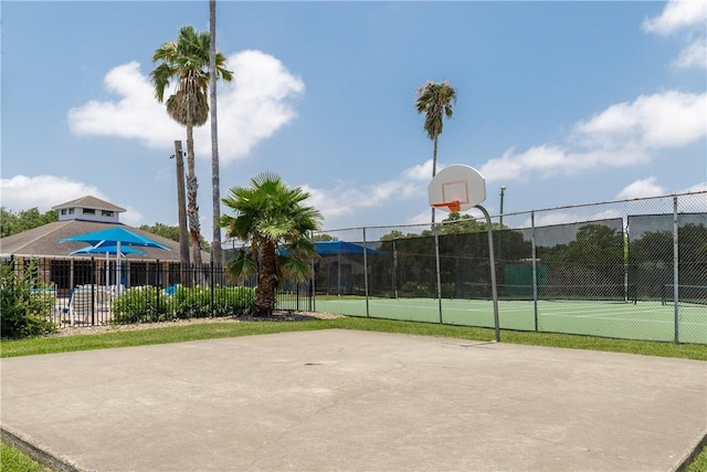 7430 Bourget Dr, Corpus Christi, TX 78413 - view of sport court with community basketball court