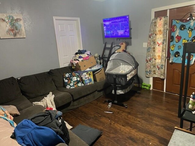 604 N Ironwood Ave, Bishop, TX 78343 - living room featuring wood finished floors