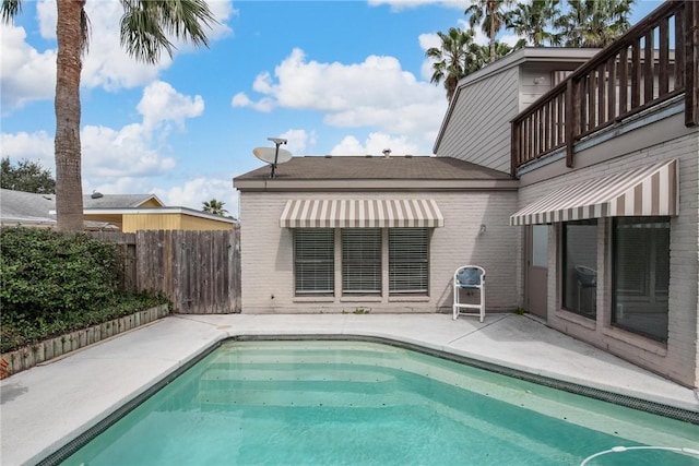 6002 Parkland Dr, Corpus Christi, TX 78413 - view of swimming pool featuring a patio