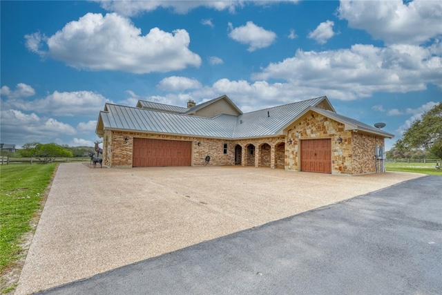 view of front of home featuring a garage