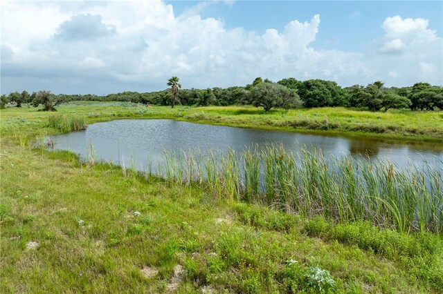 156 Vanderworth Ln, Aransas Pass, TX 78336