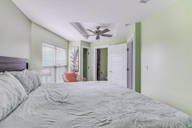 bedroom with ceiling fan