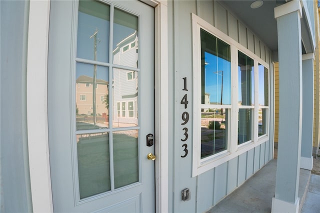 view of property entrance