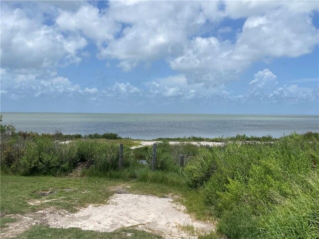 108 Palm St, Rockport, TX 78382 - photo 38