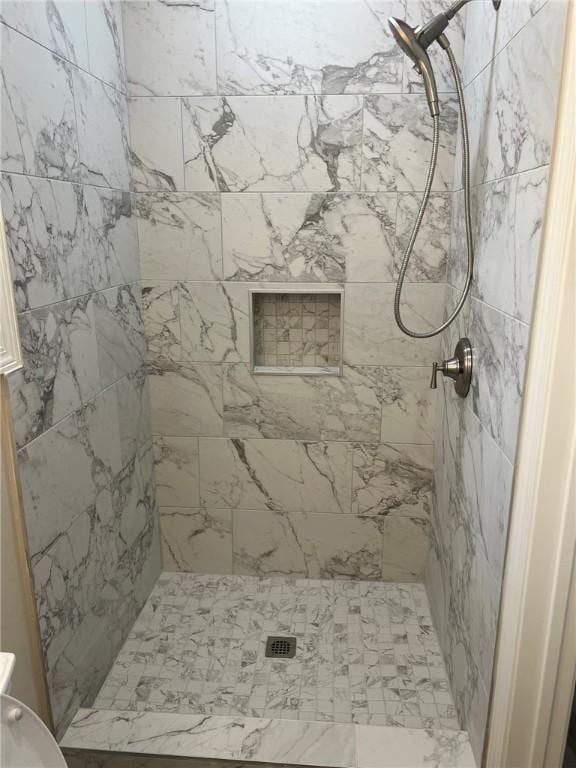 306 Circle Dr, Corpus Christi, TX 78412 - bathroom featuring a shower stall